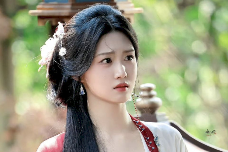 Lư Dục Hiểu là ai? Điểm ngay 10+ phim của Lư Dục Hiểu mới nhất 2025 với visual "thoát tục"