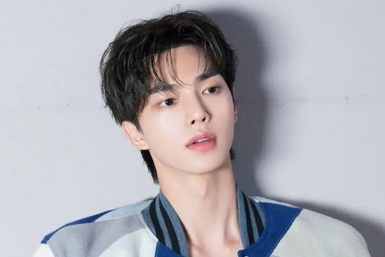 Diễn viên Song Kang: Ngôi sao trẻ tài năng của làng phim Hàn Quốc